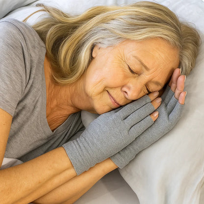 Comfortable Gloves – Gentle Hand & Wrist Support for Seniors