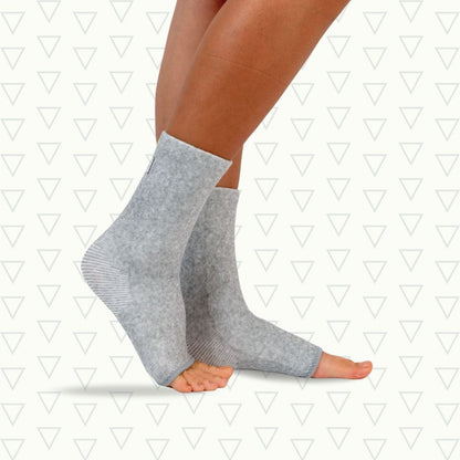Bamboo Compression Foot Sleeves – Anti-Fatigue Bamboo Charcoal Support for Women & Men (1 Pair)
